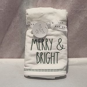 Rae Dunn Christmas Hand Towel Set of 2 Merry & Bright Brand New